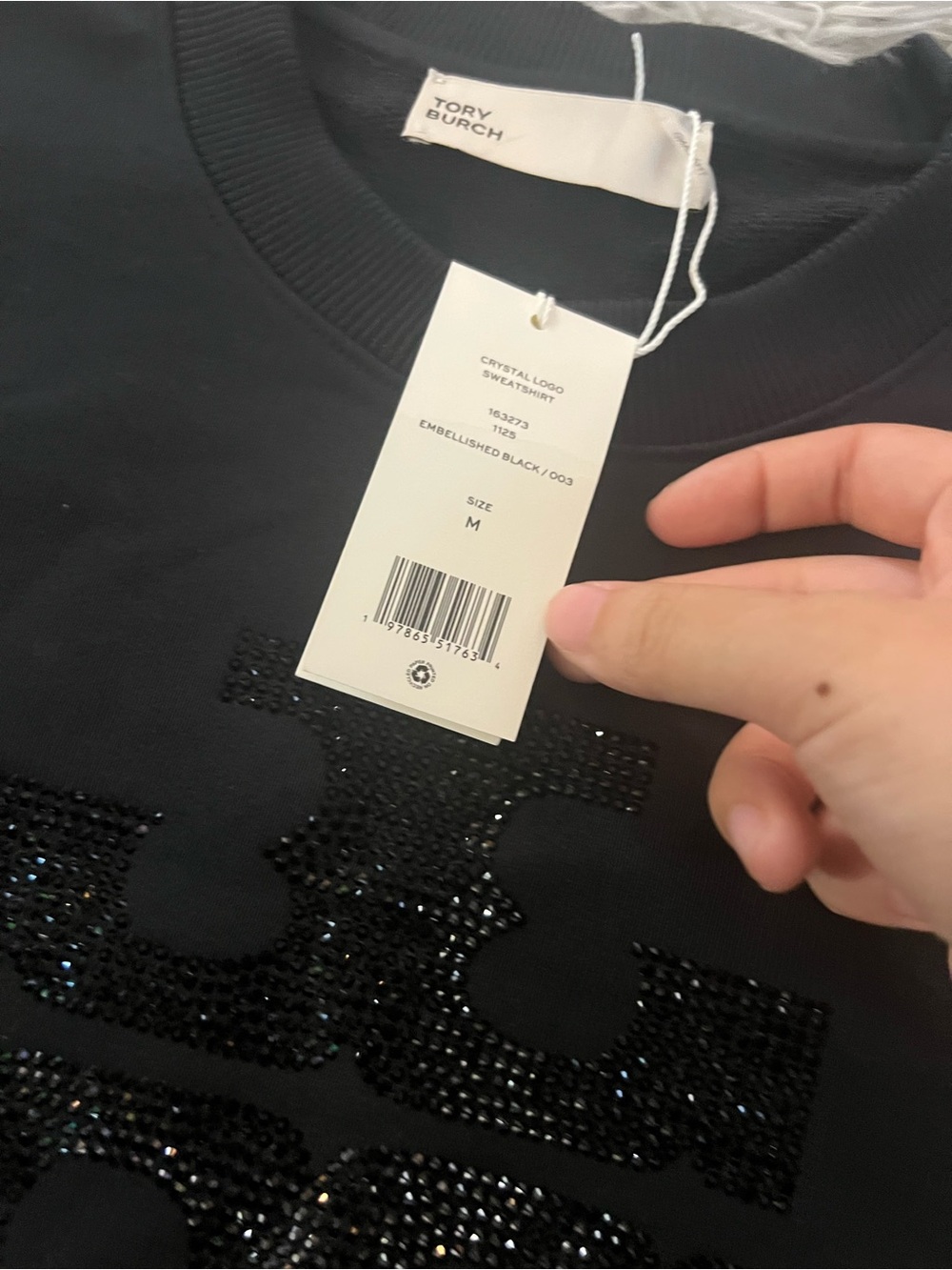 Tory Burch Women’s Oversized Black Crewneck Sweater with Crystal Center Logo: M - Picture 4 of 4